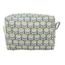 Load image into Gallery viewer, Cotton Print Dopp Kit