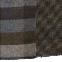 Load image into Gallery viewer, Reversible Boxplaid Scarf
